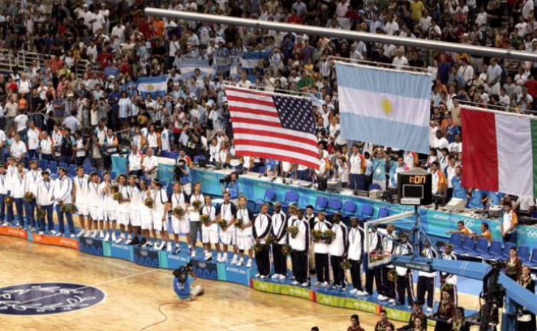 Se cumplen hoy 16 años de la medalla de ORO lograda por el Básquetbol Argentino
