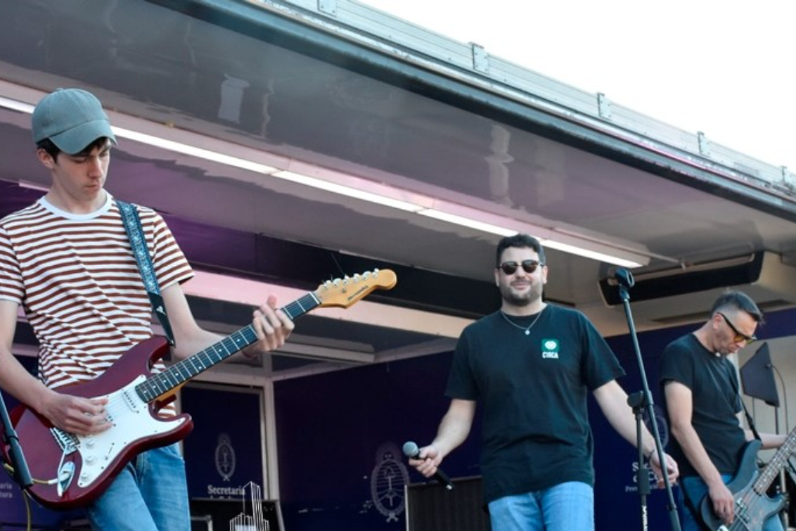  “Ritmos Argentinos” hizo vibrar la Plaza San Martín