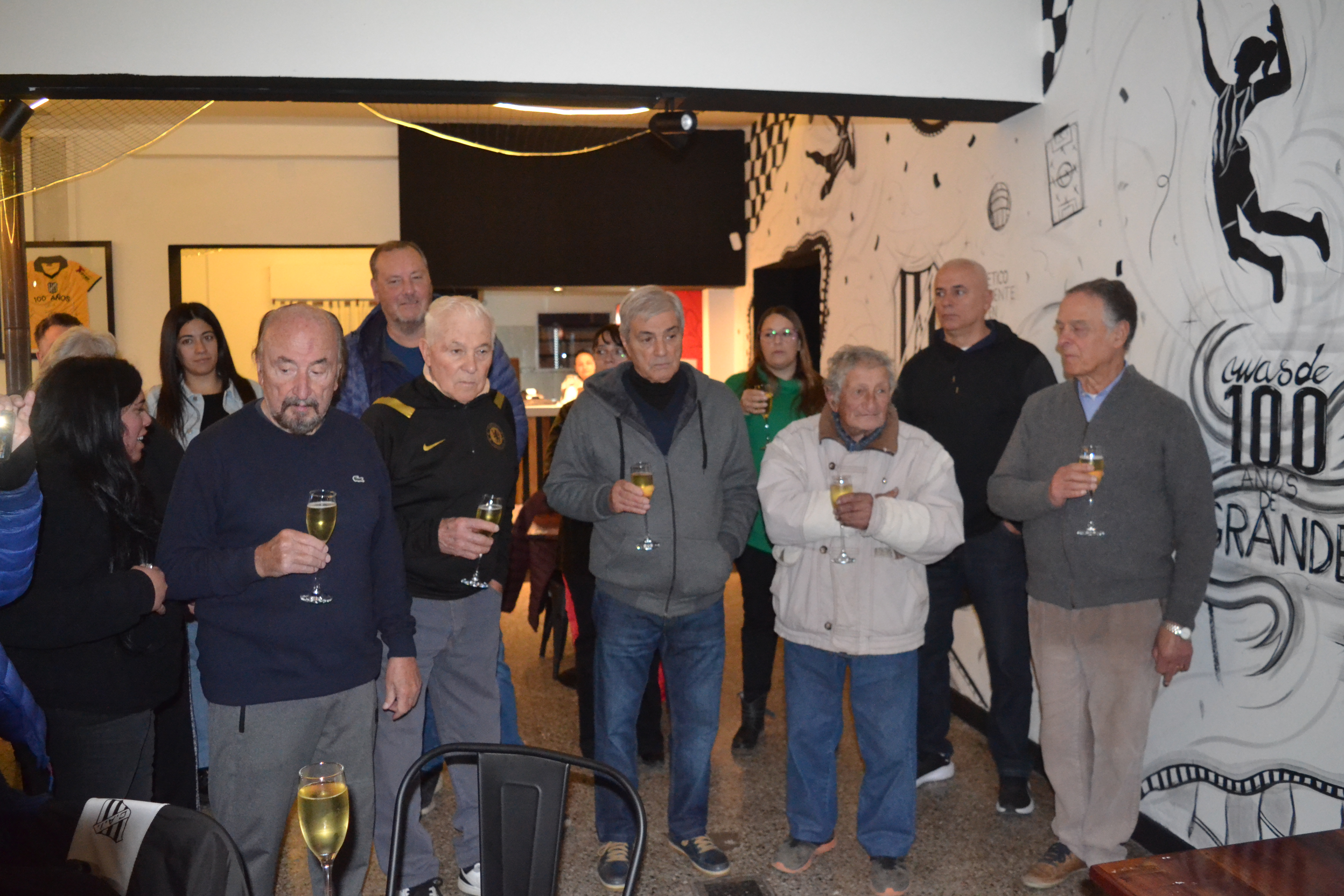 Club Independiente celebró sus 112 años con un emotivo brindis