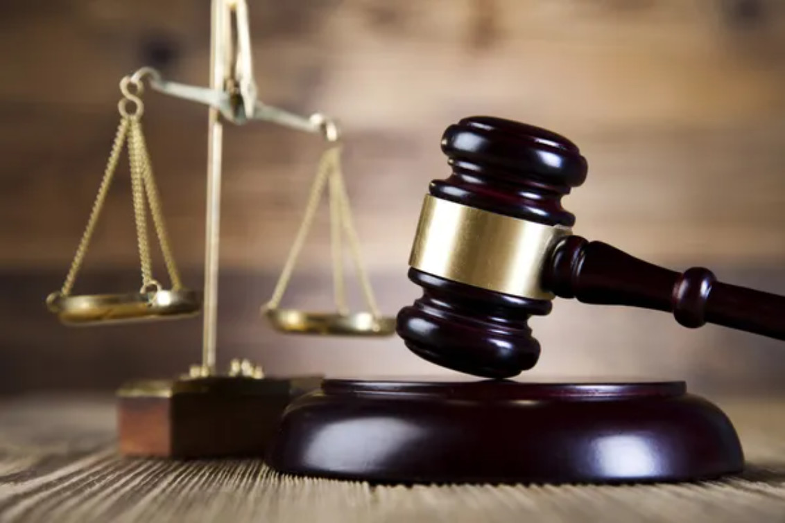 BAHÍA BLANCA: Condenado a 12 años de cárcel por abusar de la hija de su pareja