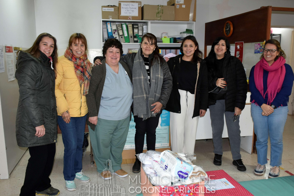  “Mujeres en Acción” visitó las Salas de Primeros Auxilios y entregó donaciones 