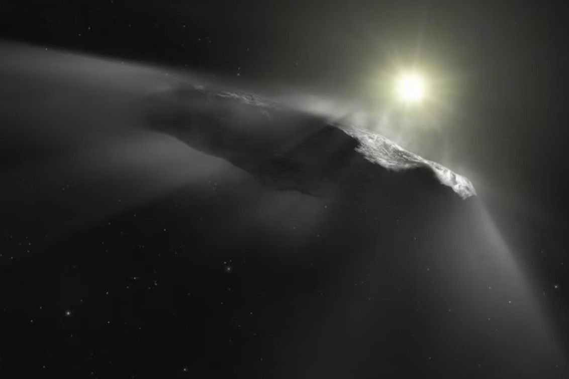 Se acerca a la Tierra el cometa 3I/ATLAS, que algunos señalan como una nave interestelar inteligente