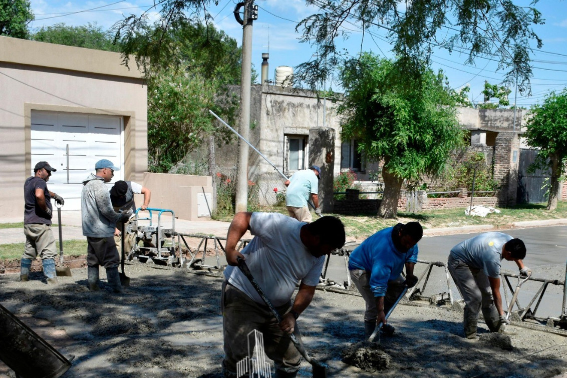 Una nueva cuadra asfaltada en la ciudad
