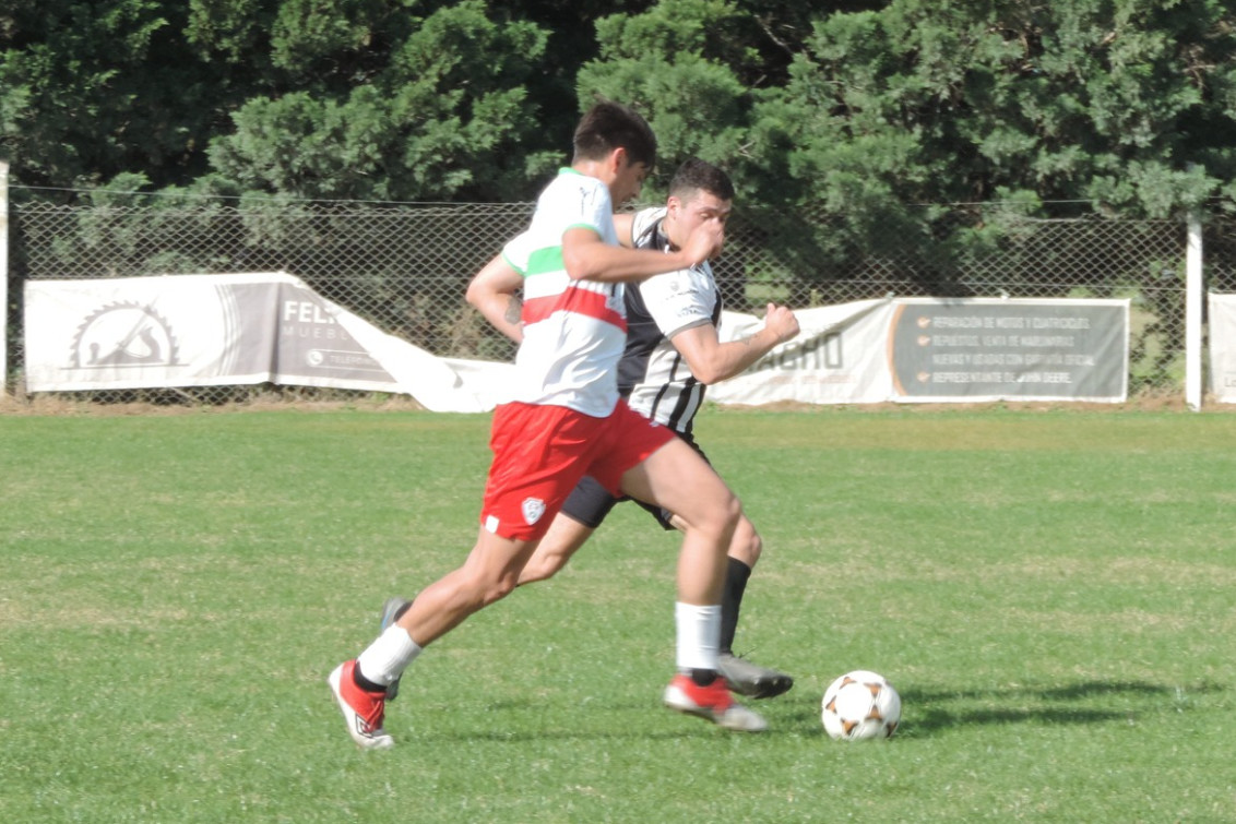 Independiente y Divisorio sacaron punta