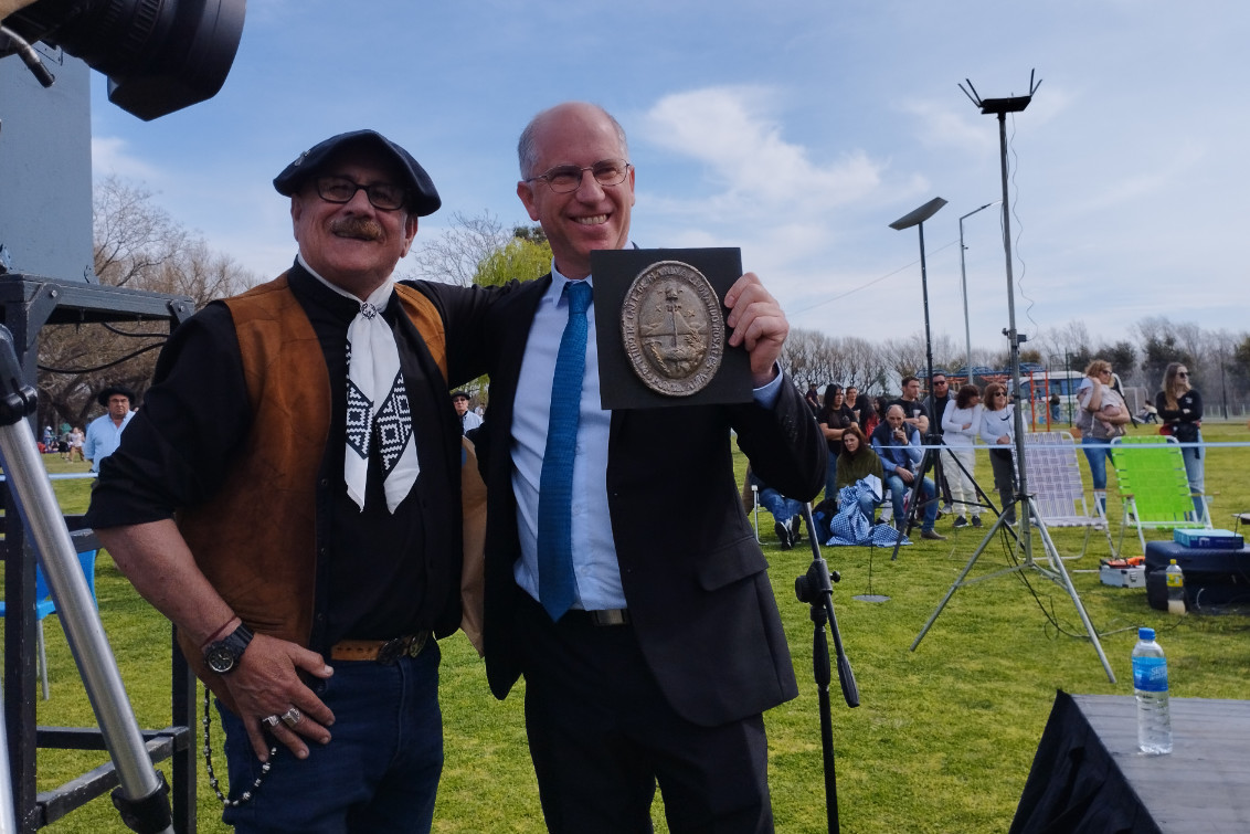 “HOY ES UN DÍA DE FIESTA, PERO TAMBIÉN ES UN DÍA PARA VALORAR EL ESFUERZO DE TODOS”