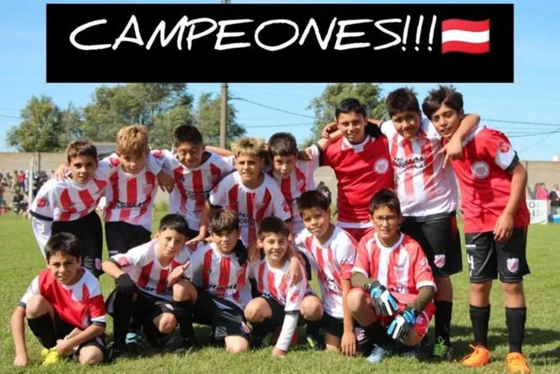  Los chicos de Octava son campeones