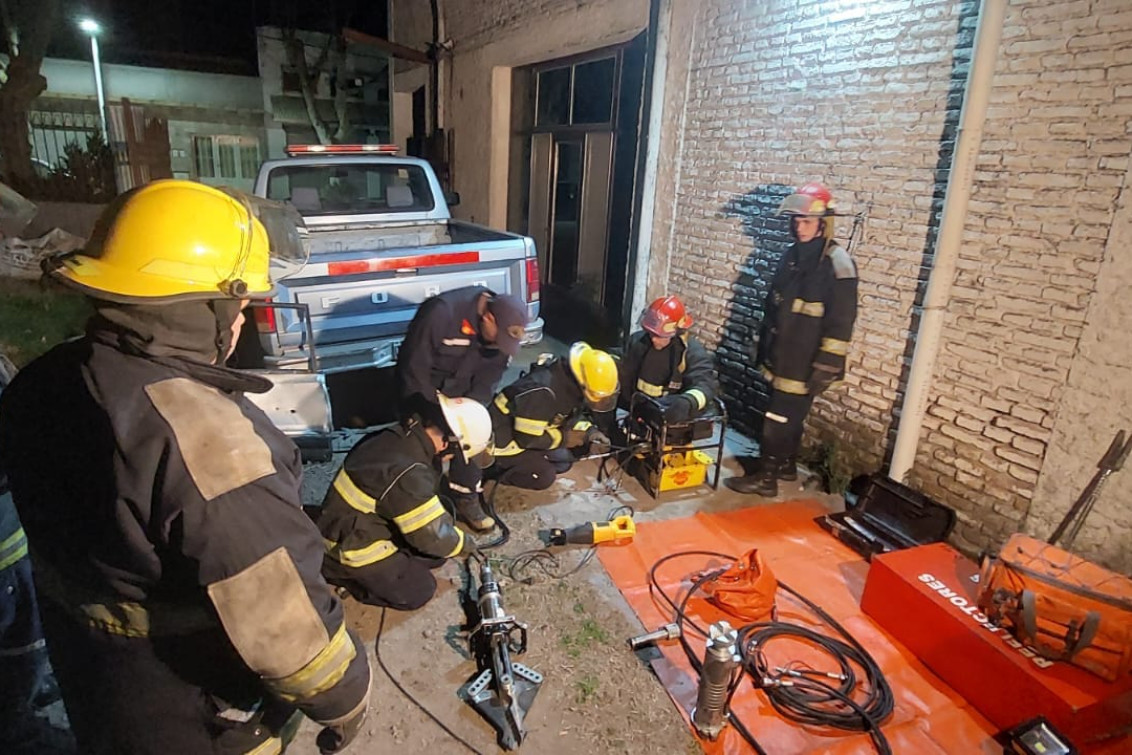 Bomberos Voluntarios: Prácticas de ingresantes y visitas especiales