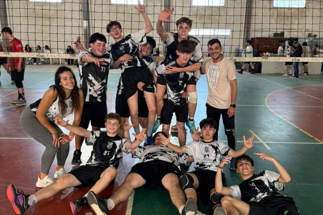 Lomonegro anfitrión