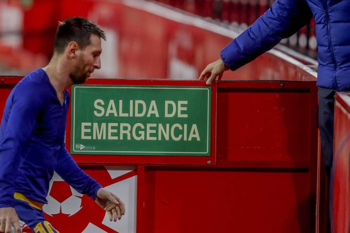 El Barcelona anunció que Lionel Messi no seguirá en el club