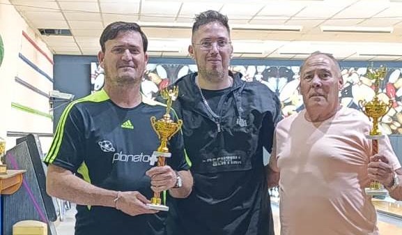 Posadas y Castillo se quedaron con el torneo