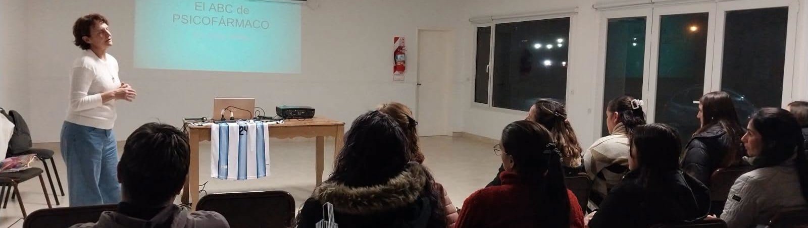 Indio Rico: realizaron una capacitación gratuita sobre farmacología para personal de salud y cuidado