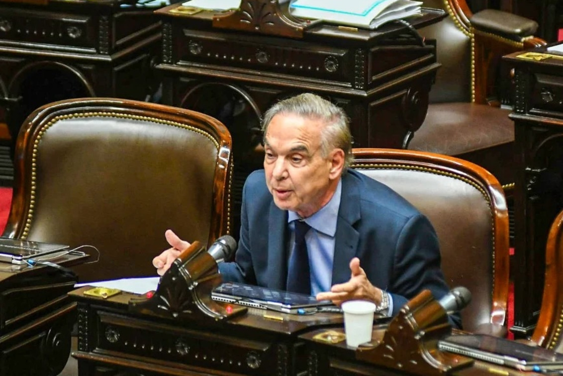 Pichetto presenta un proyecto para arancelar las importaciones de Shein y Temu  