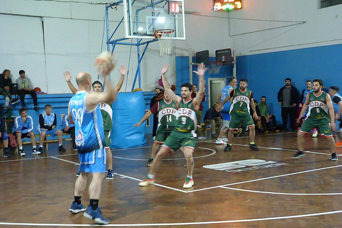 Pelota ganó en Alem