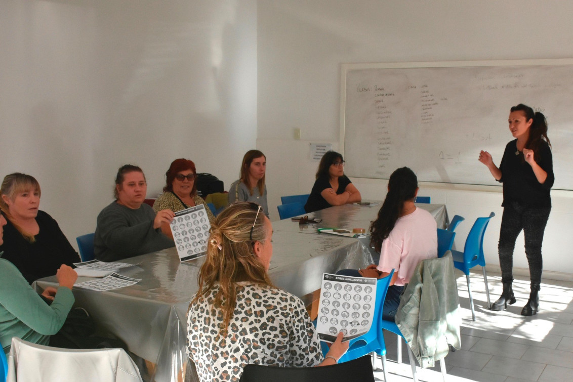 TALLERES ADULTOS MAYORES Y PERSONAS CON DISCAPACIDAD