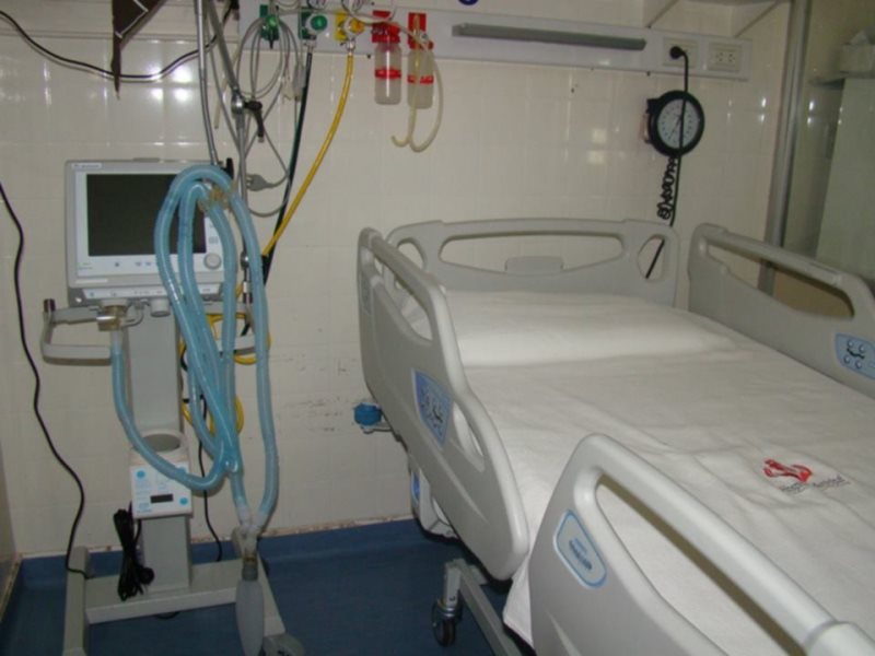 La ocupación de camas del área de terapia intensiva se encuentra en un 80 % 