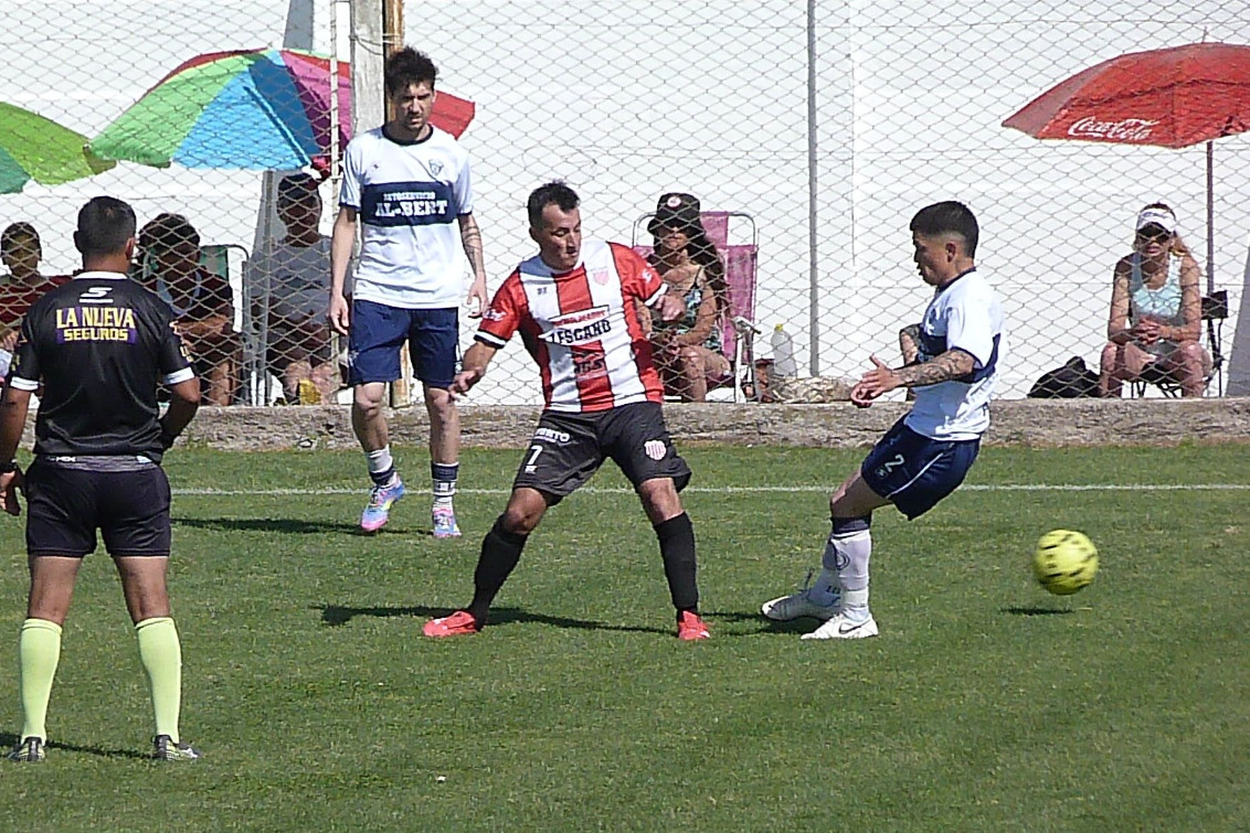 Almaceneros y Divisorio abren la fecha este jueves