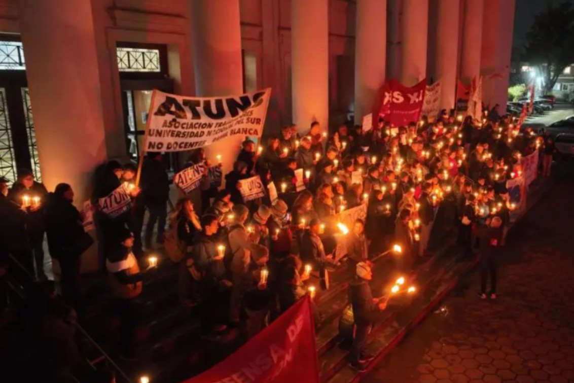 Docentes universitarios convocan a un paro de una semana contra la Ley de Financiamiento