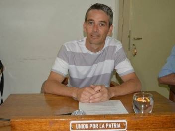 Abusos en Saldungaray: denunciaron intimidación a la madre de una menor