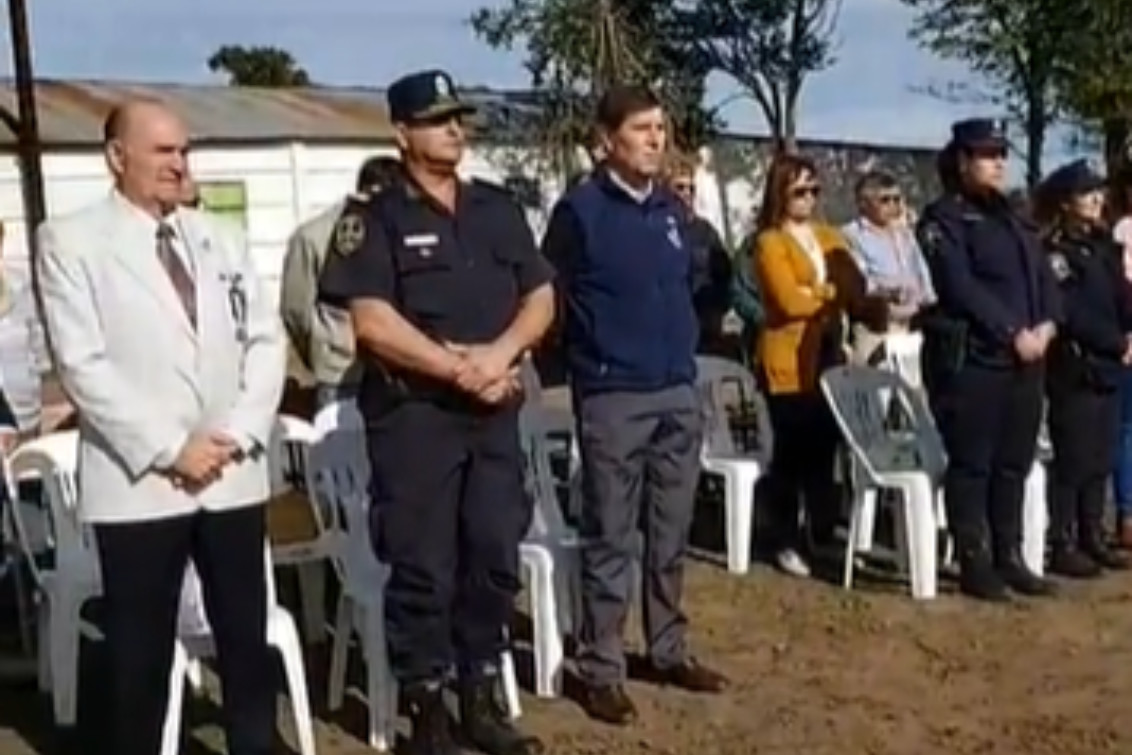 En el Museo Paraje La Paloma se realizó el Izamiento del Pabellón Nacional