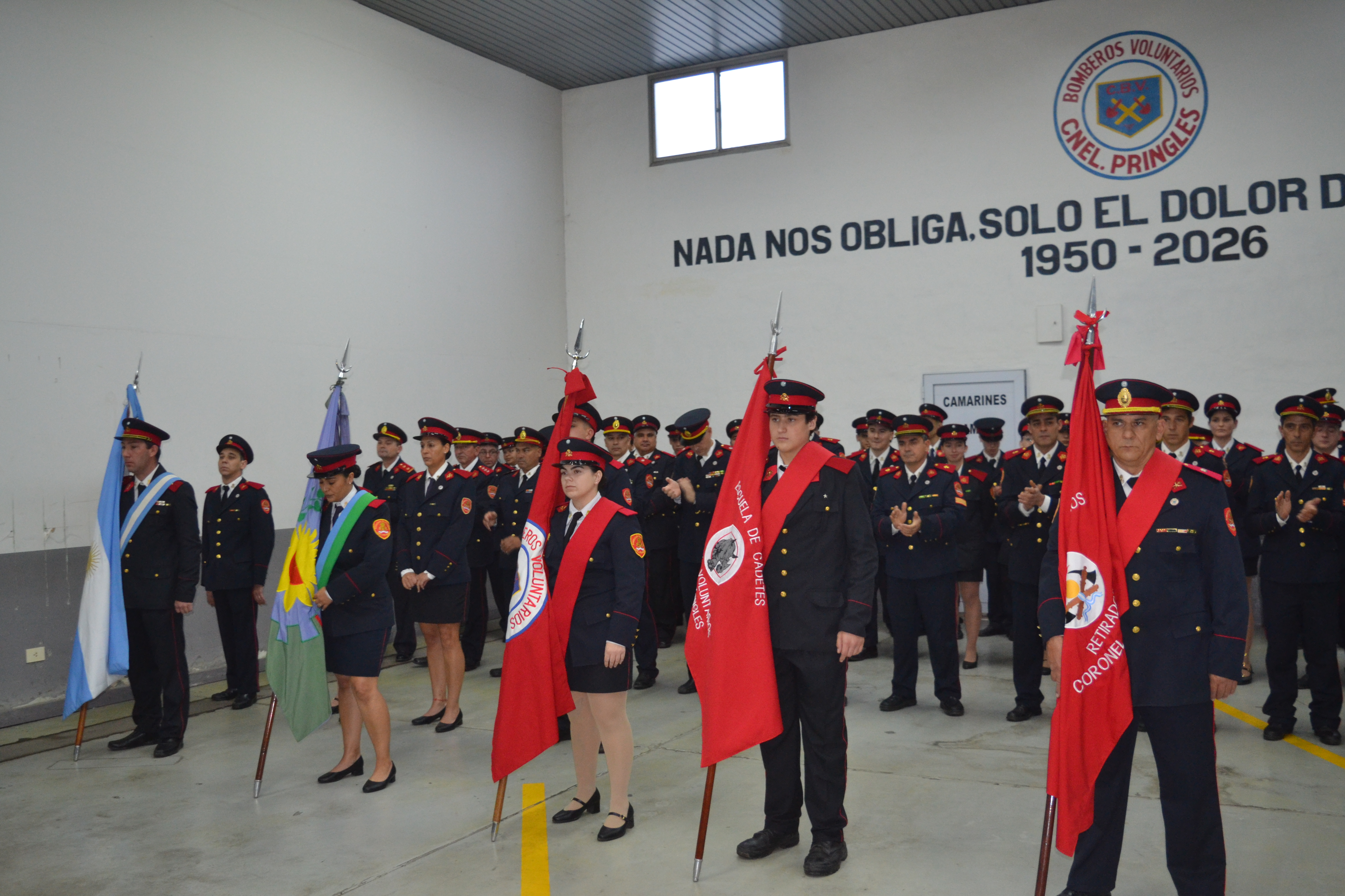 Emotivo acto en el cuartel local para homenajear a los Bomberos