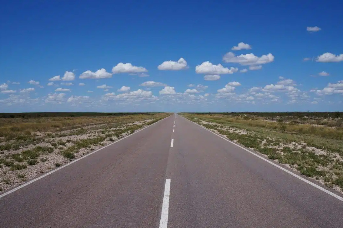 El Gobierno habilitó a nueve provincias a concesionar rutas nacionales, pero no a Axel Kicillof