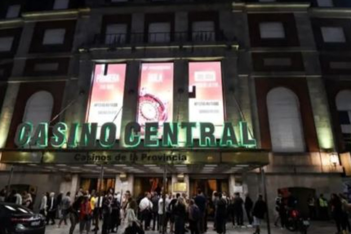  Oficializan la ley que prohíbe el ingreso de deudores alimentarios a los casinos