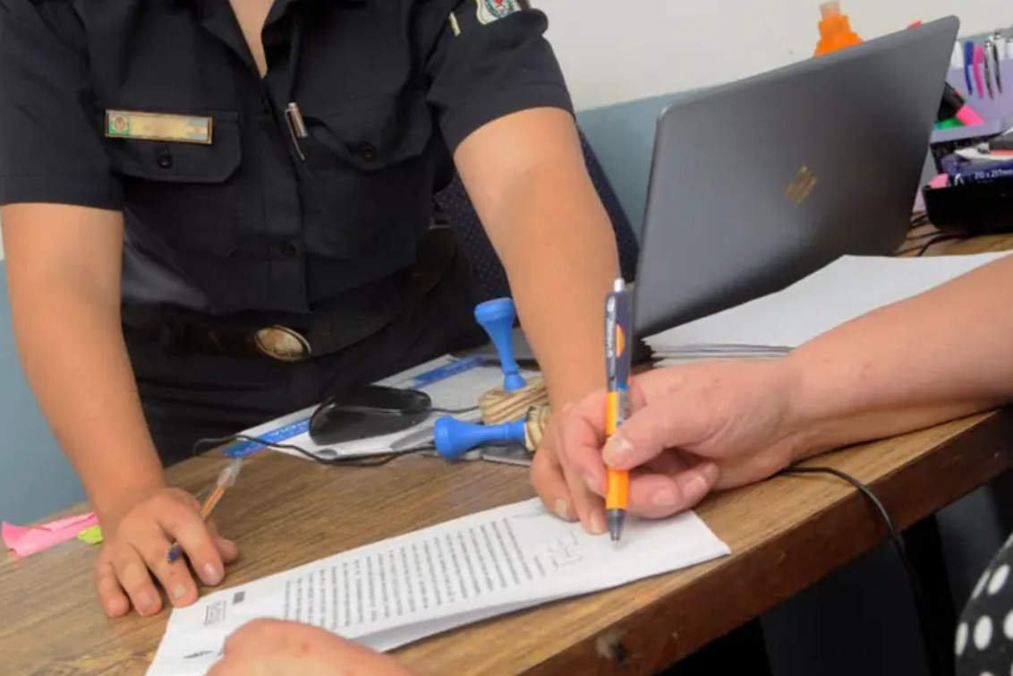  Escándalo en Carhué: denuncian a un docente por presunto abuso a un alumno