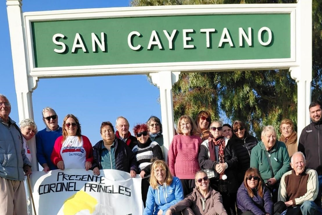 Adultos mayores de Pringles participaron del 1° Encuentro Regional en San Cayetano