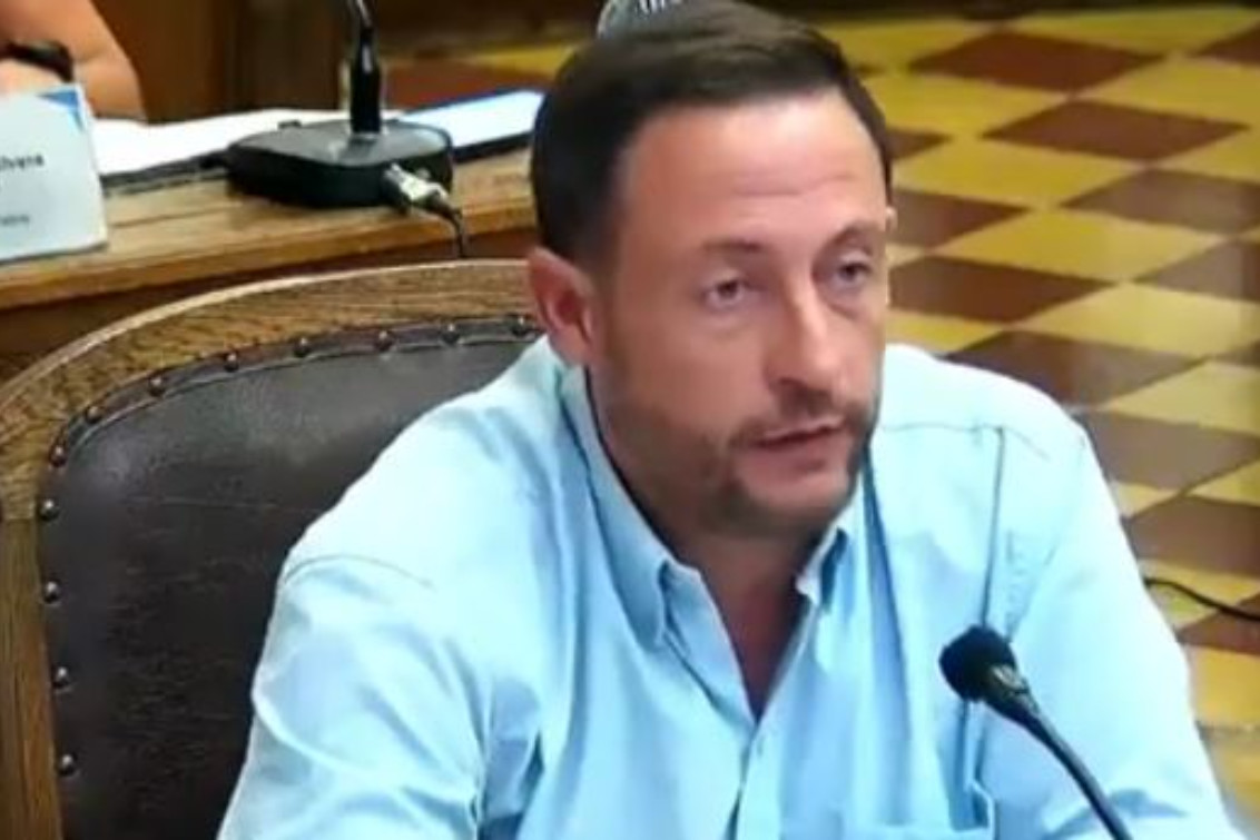  “De Aduriz: ‘Los gobiernos tienen que mejorar la vida de la gente, no acumular recursos”