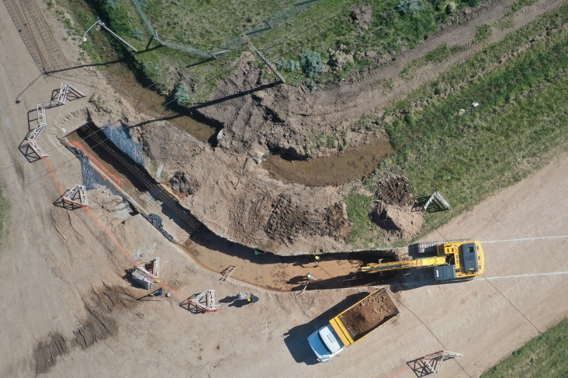  Avanza la construcción del desagüe pluvial en el Barrio PVP Sur