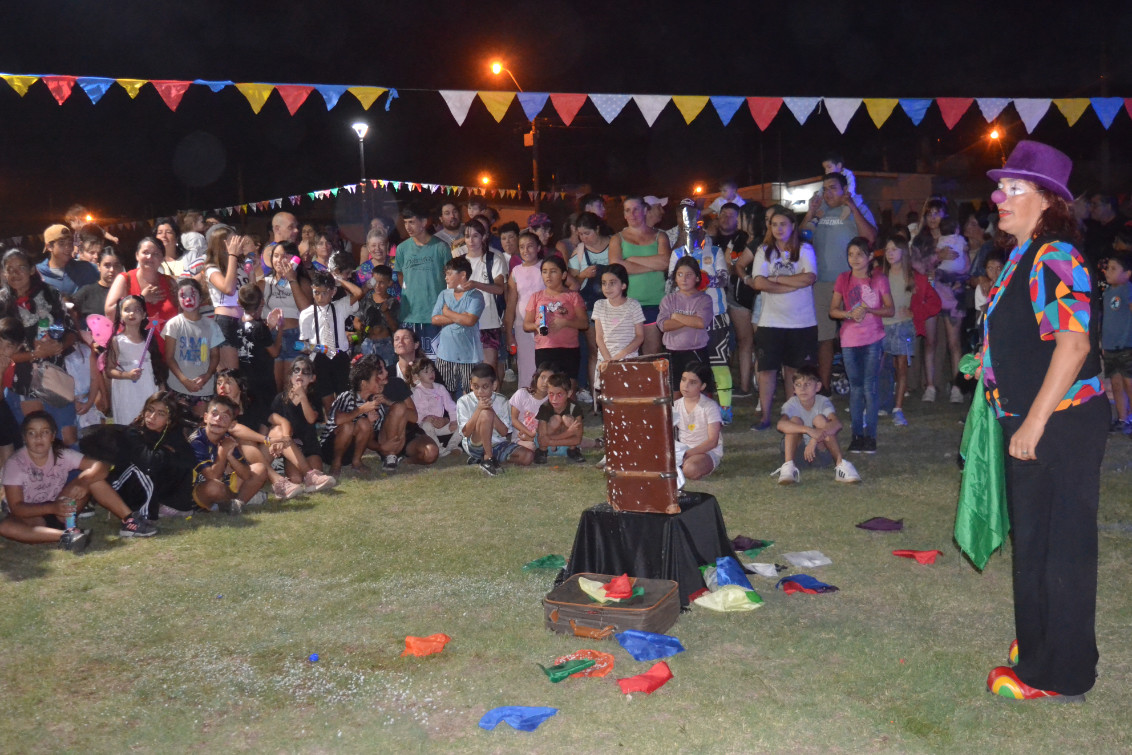 El corso barrial se vivió por primera vez en la Plaza “Los Soñadores”