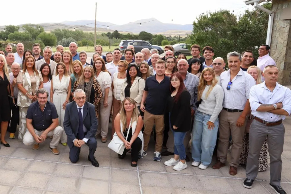 Scioli se reunió con referentes de LLA de la Sexta