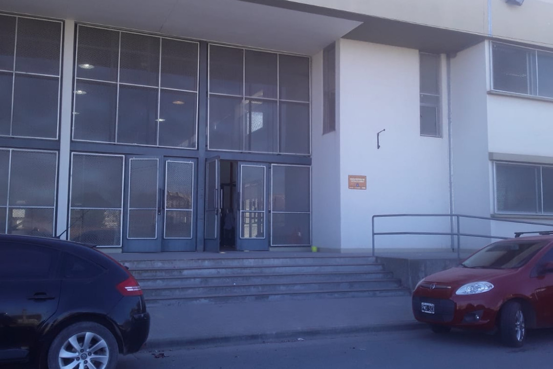 Se viene la venta de Pollo a la parrilla organizado por la Escuela Técnica N°1