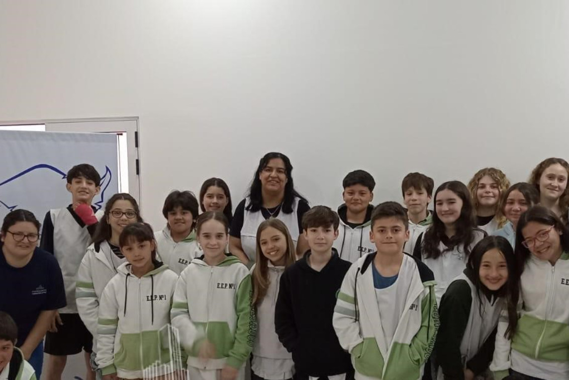     Estudiantes de la EP N° 1 participaron de jornadas históricas en el Archivo “Aldo Pirola”
