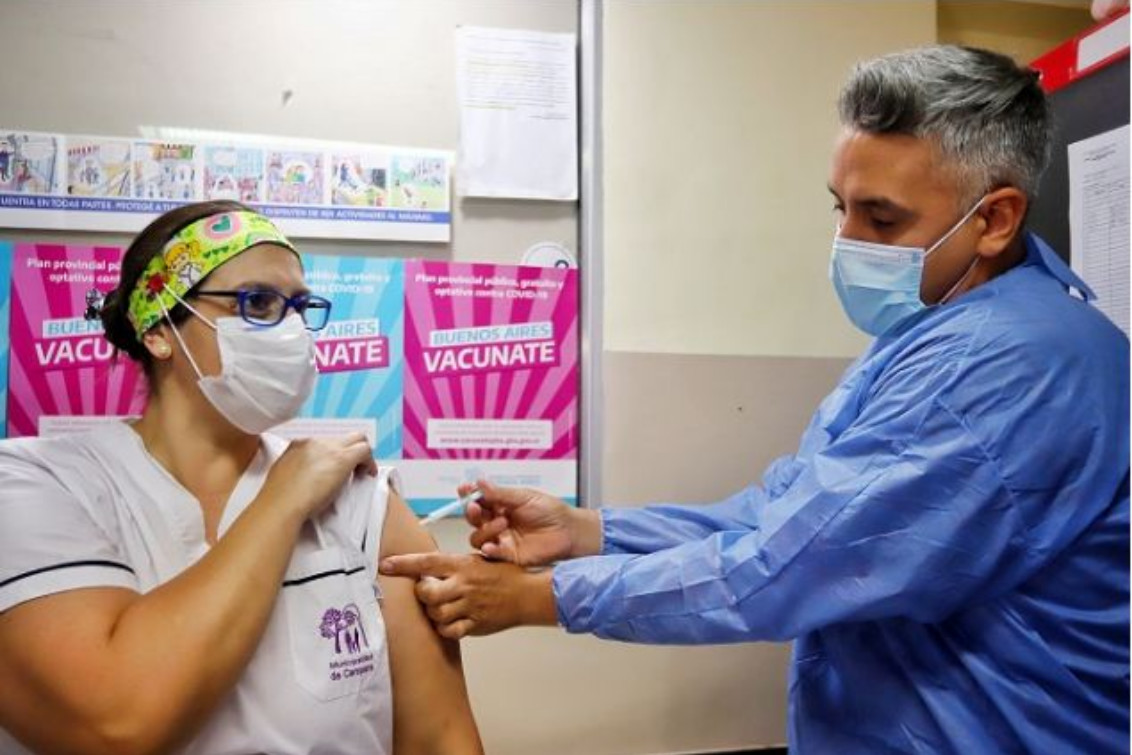 Ya se vacunó a 2.184.780 personas de 18 a 59 años sin comorbilidades en la provincia