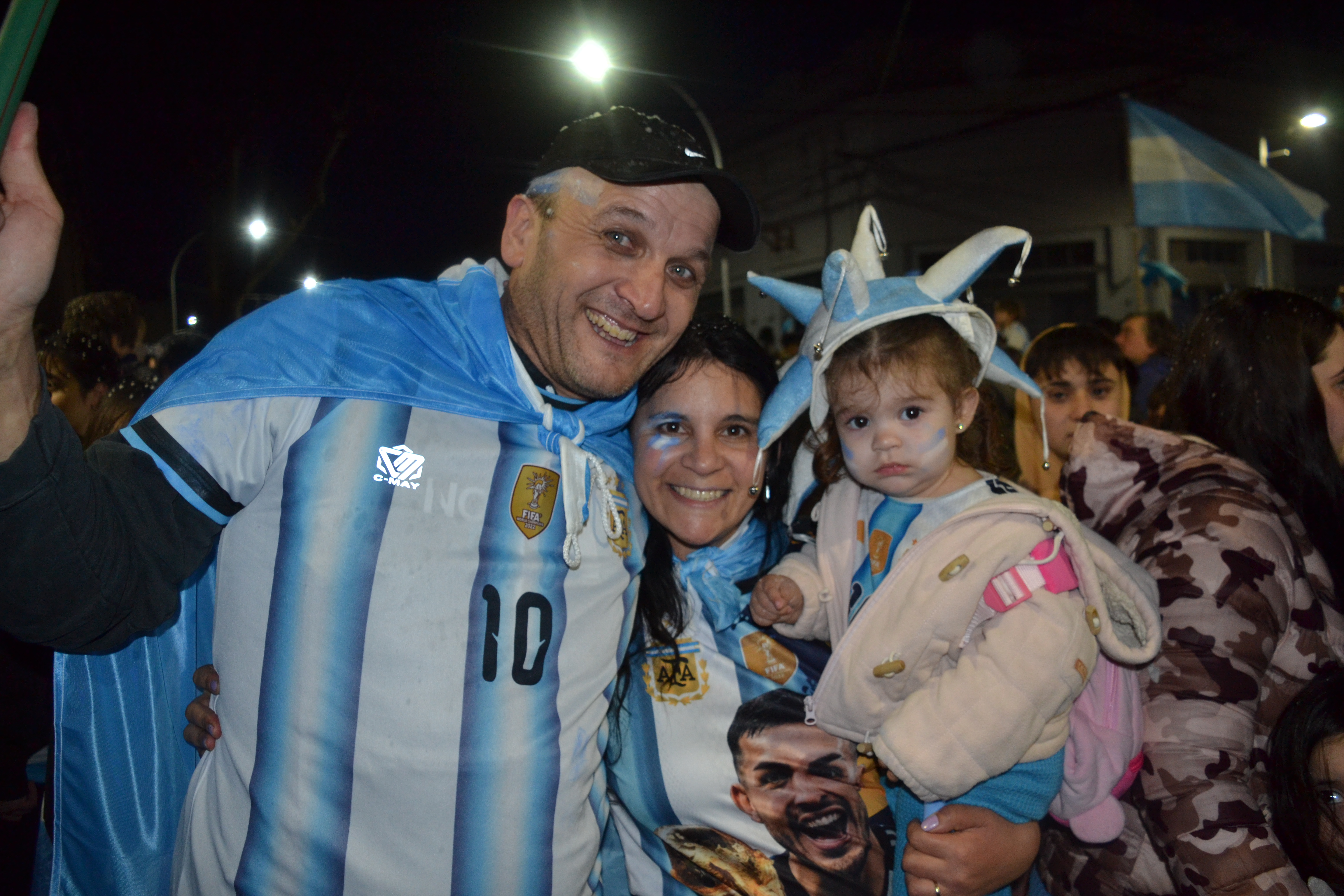  PRINGLES CELEBRÓ CON UNA MULTITUD LA CLASIFICACIÓN DE ARGENTINA A LA FINAL DEL MUNDIAL