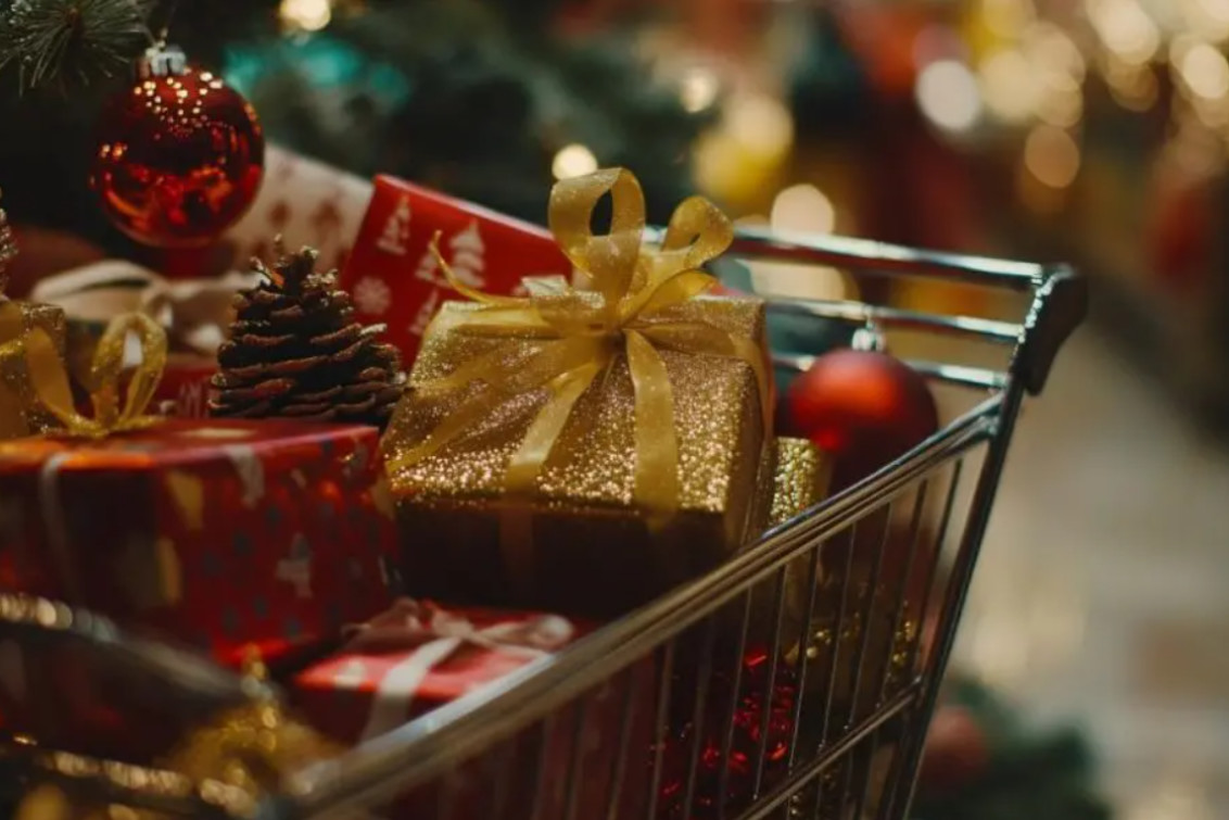 Todas las promociones bancarias para comprar regalos y preparar las mesas de Navidad y fin de año  