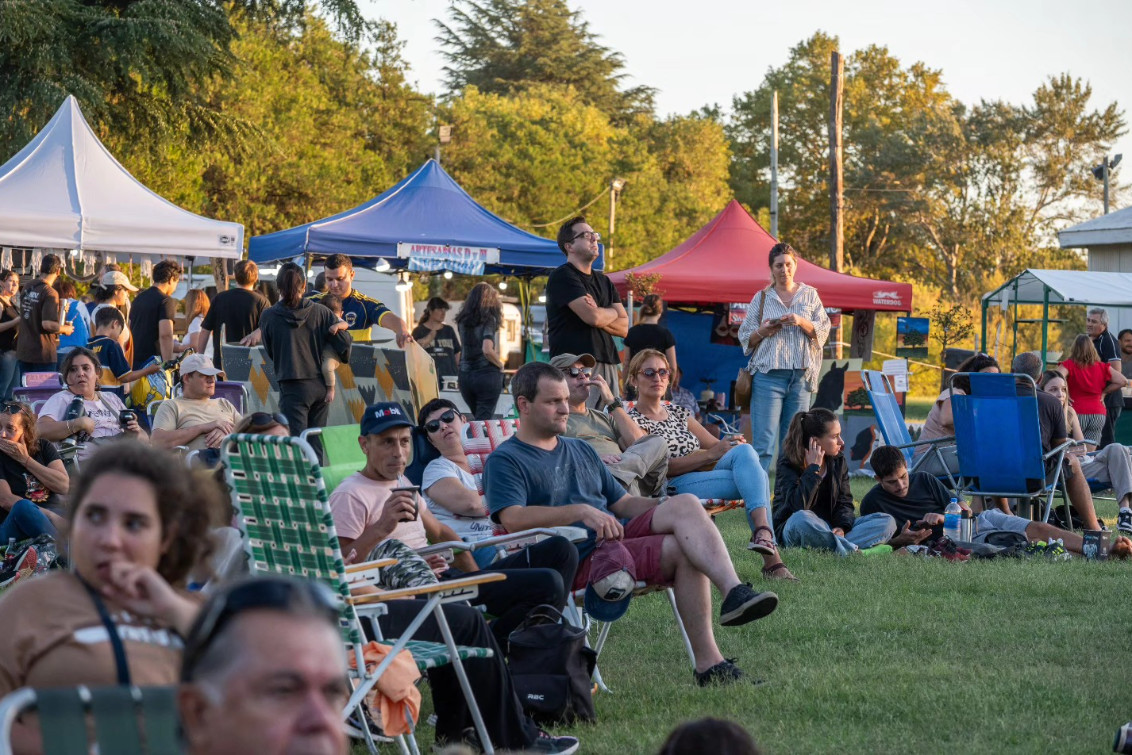 Éxito en la apertura del 2° Encuentro Nacional de Artesanos en Sierra de la Ventana