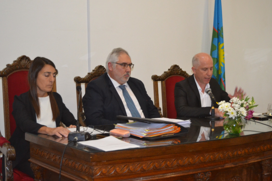  Matzkin inauguró el Período Legislativo 2026 y anunció obras e inversión en salud