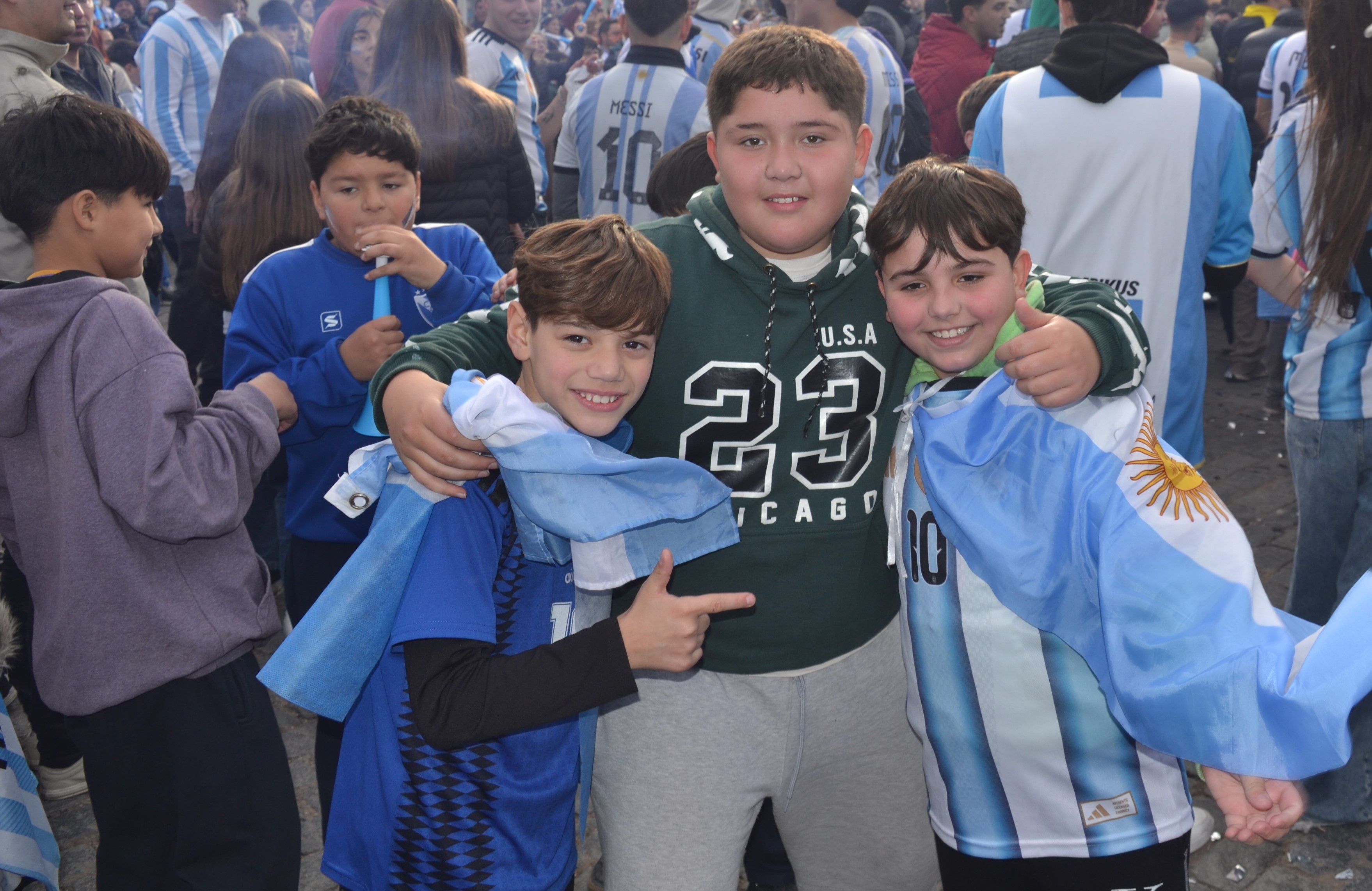  Faraónico triunfo de Argentina y pase a cuartos de final
