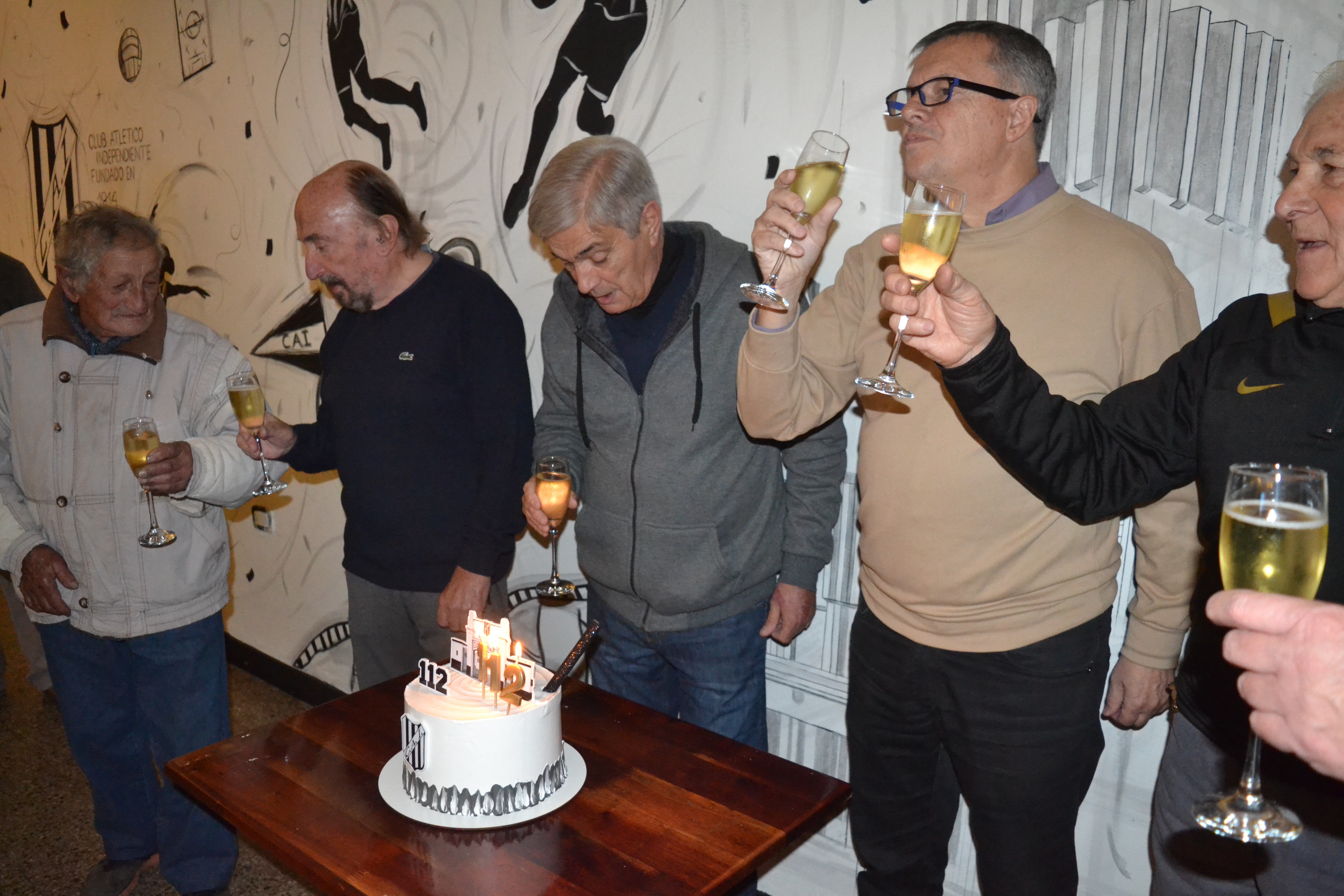 Club Independiente celebró sus 112 años con un emotivo brindis