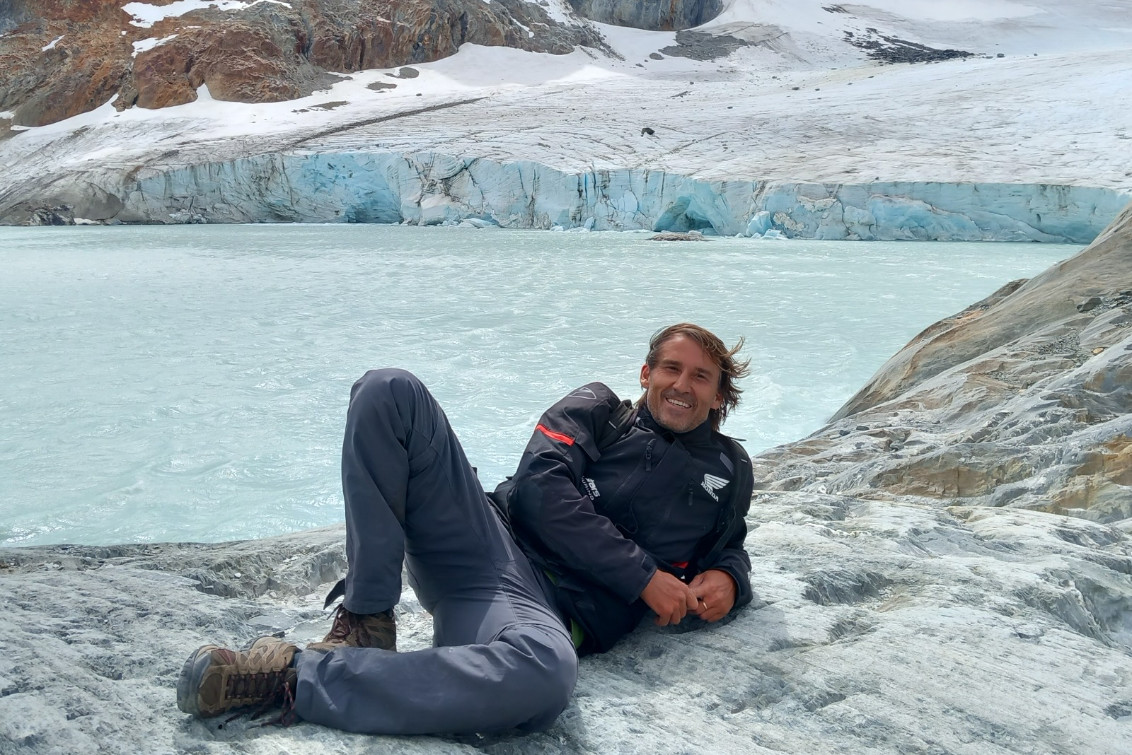 “Soy un pringlense que se convirtió en ingeniero y mochilero”