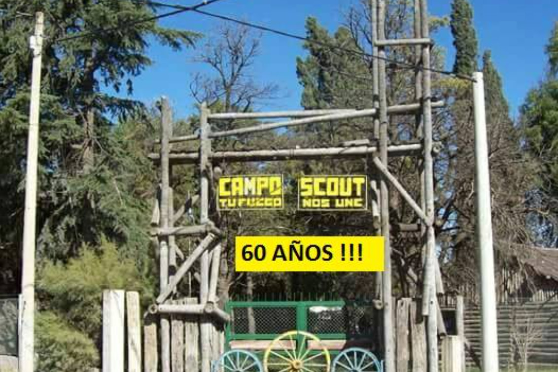 Reunión informativa en el Campo Scout