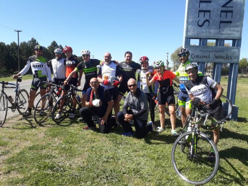 Un grupo de ciclistas realizó un recorrido de 190 kilómetros