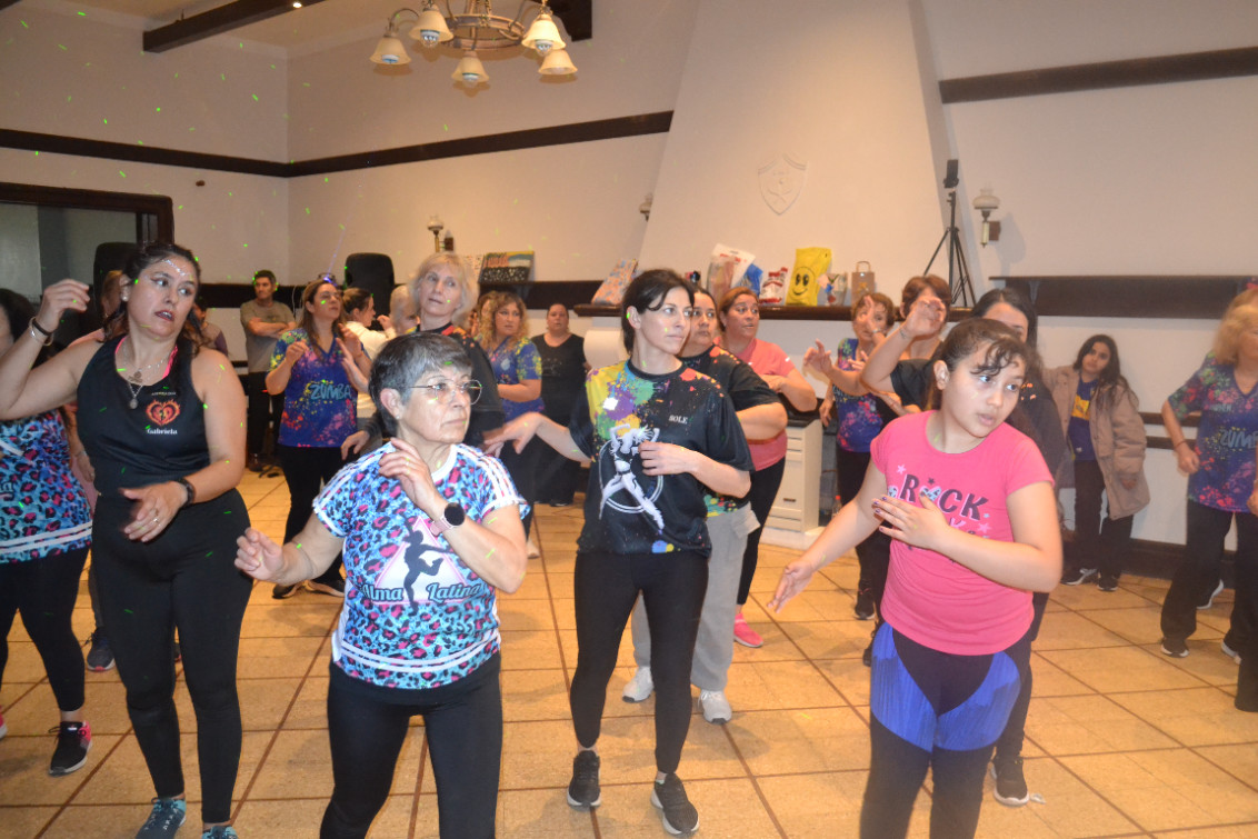   Baile y solidaridad en una nueva edición de la Master de Ritmos en Pringles