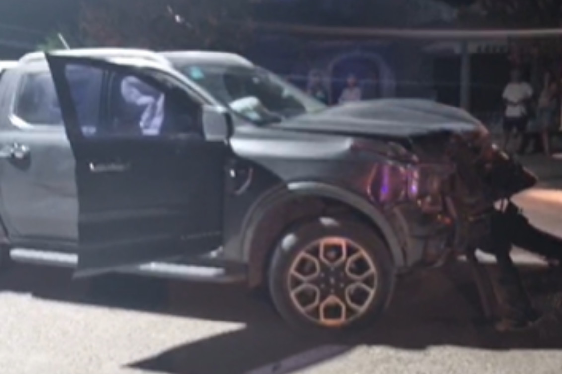  Fuerte choque entre dos camionetas en Mitre y Garay: Ya suman 13 colisiones en lo que va del año