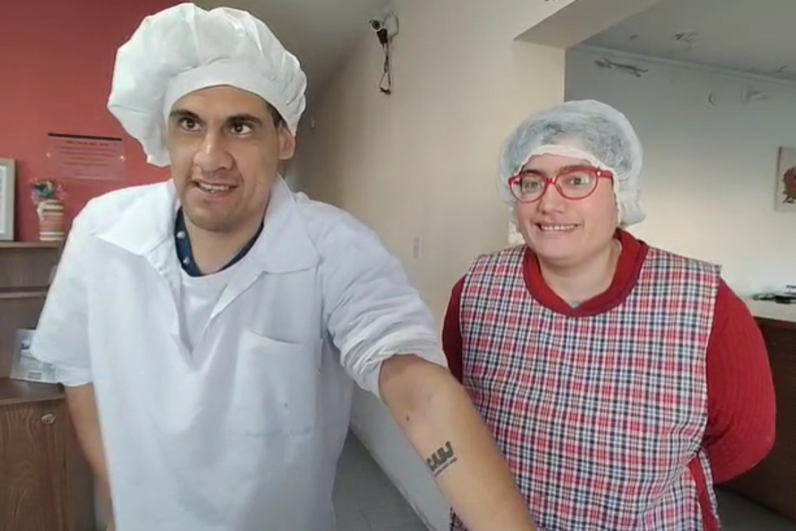  “El Taller Protegido Esperanza” retomó la producción de los tradicionales alfajores Papri