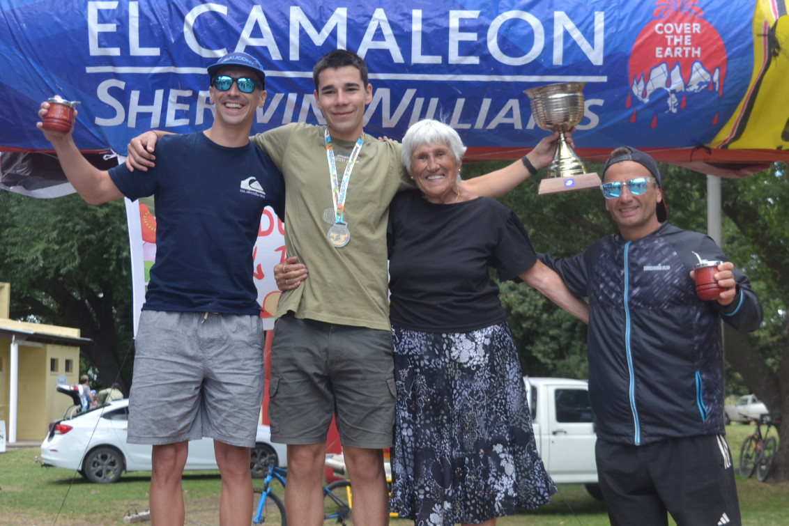 Gino Patti se quedó con la general individual en la 23ª edición del Triatlón Jorge “Conono” González