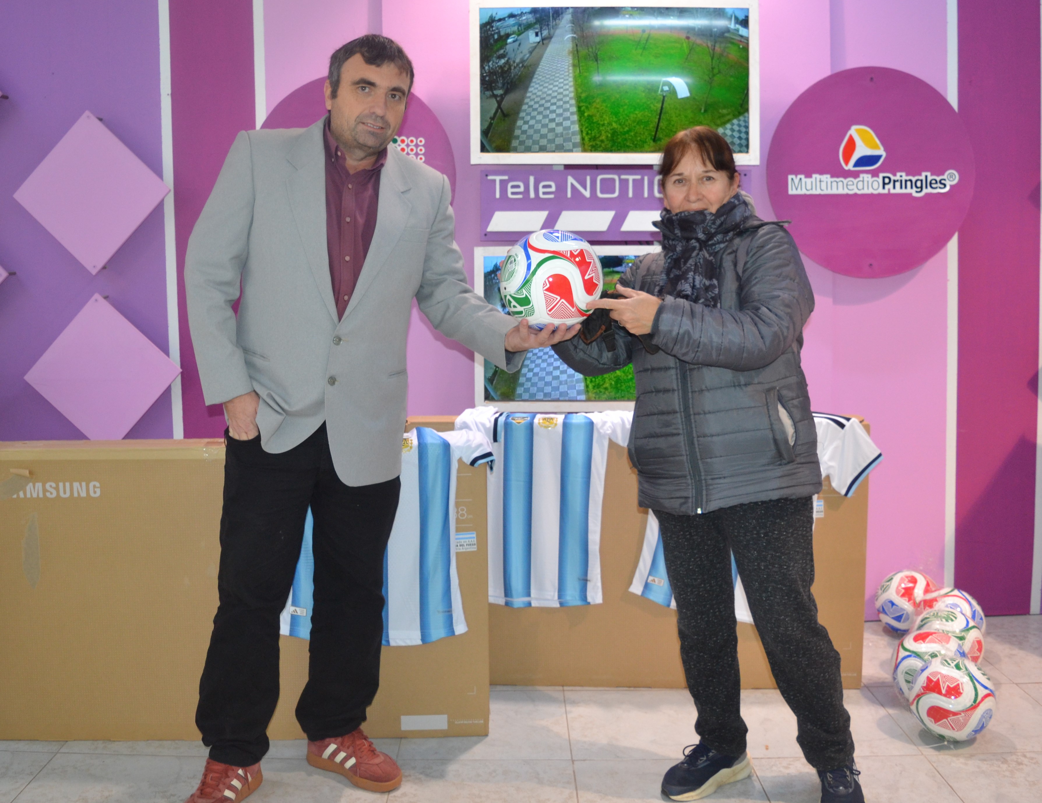  Se entregaron los premios a los ganadores de la “Promo Mundial” de Canal 2 Y de Reltid CV