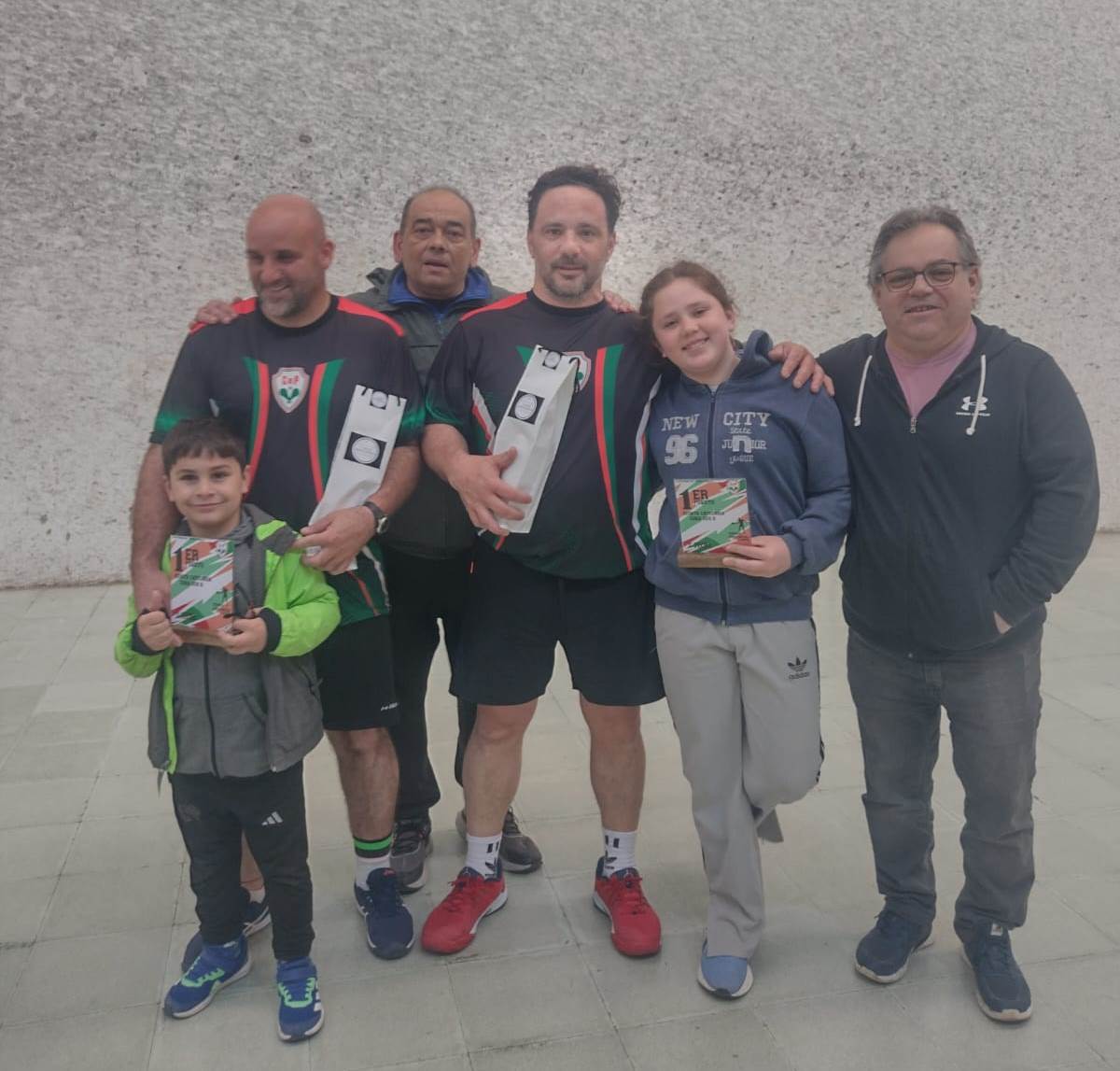 Campeones de local
